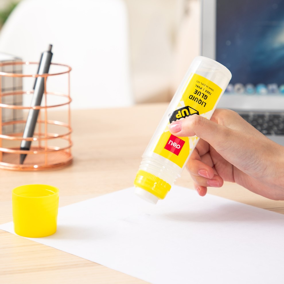 DELI Liquid Glue 125ml | Liquid glue in Dar Tanzania