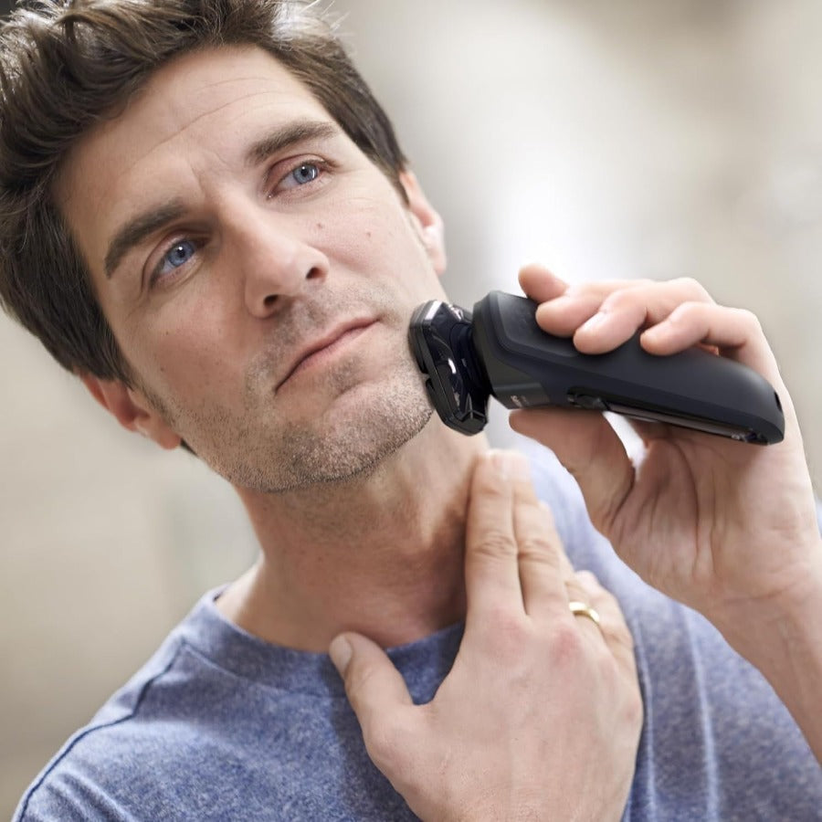 PHILIPS 5000 Series Electric Shaver S5585 | Shaver in Dar Tanzania