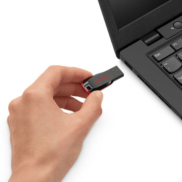 SANDISK 64gb Cruzer Blade Flash Disk | Flash Drives in Dar Tanzania