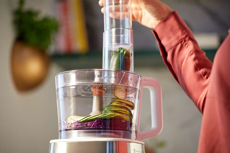 PHILIPS 800w Food Processor HR7510 | Blenders in Dar Tanzania