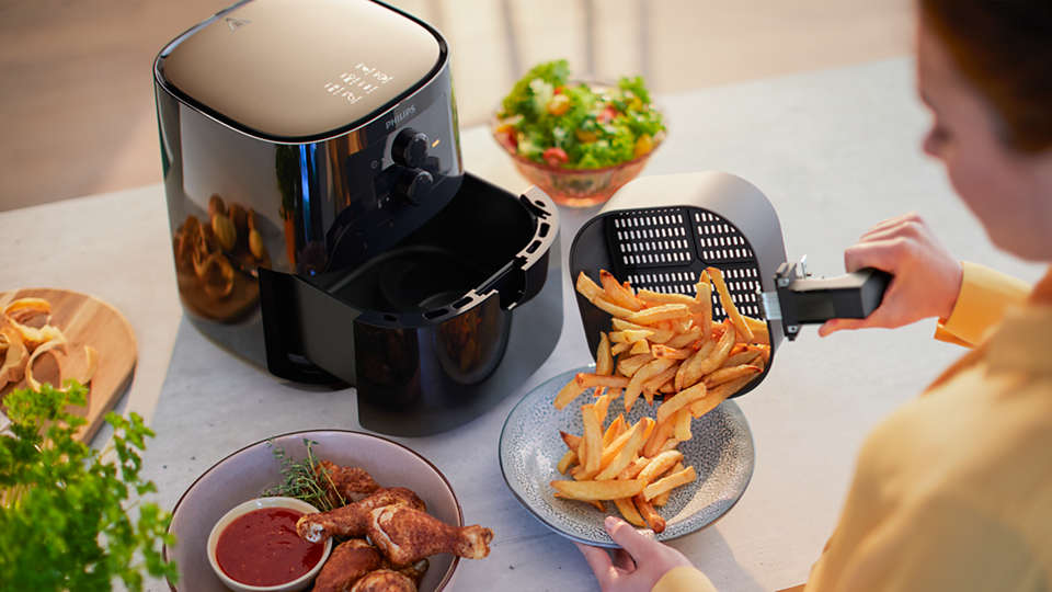 PHILIPS Essential Airfryer HD9200 | Air Fryers in Dar Tanzania