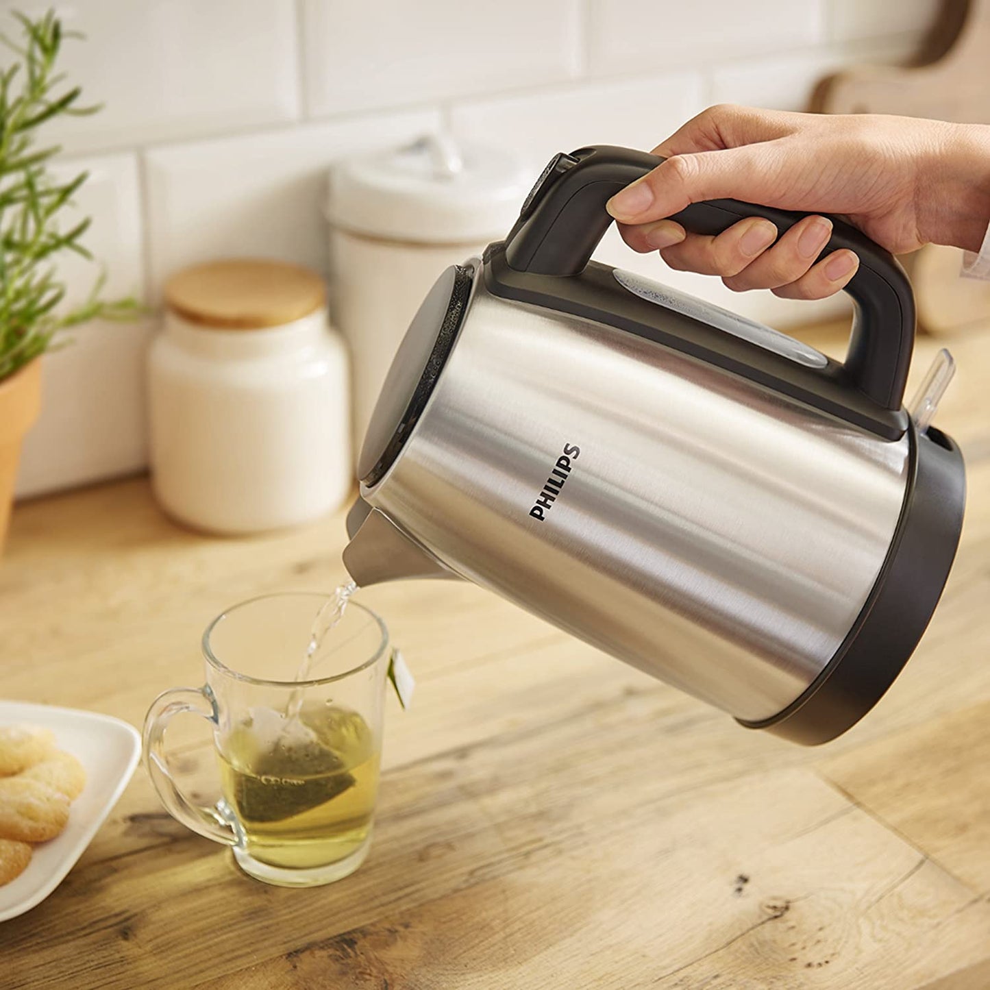 PHILIPS Steel Kettle HD9350 | Philips Kettles in Dar Tanzania