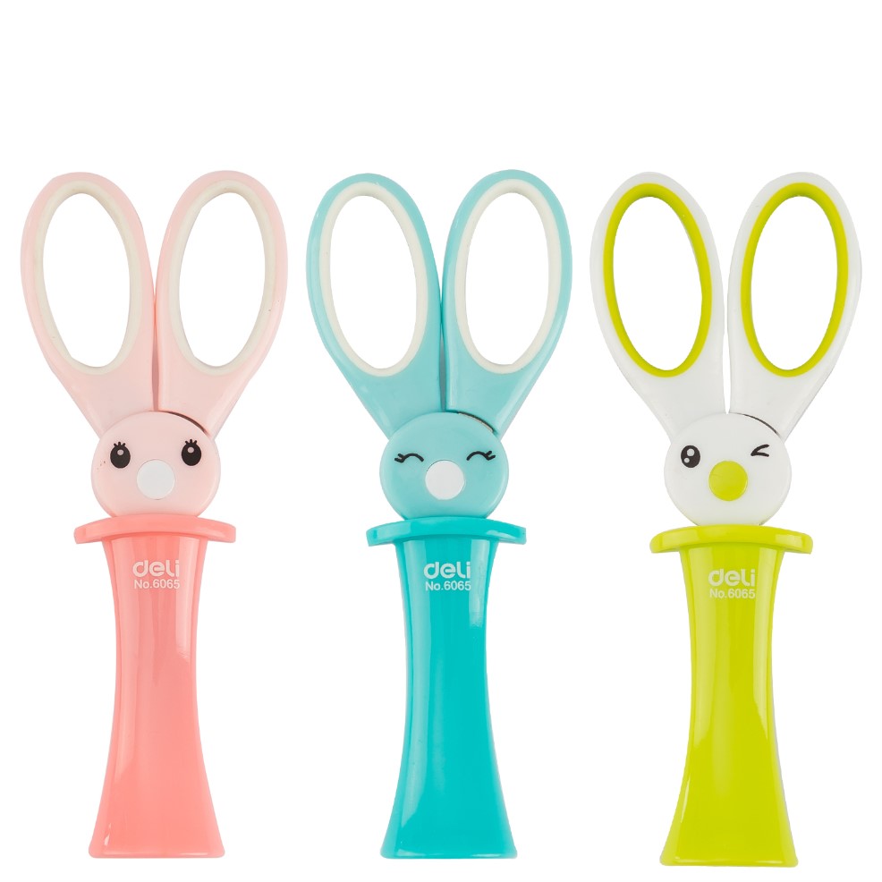 DELI Kids 13.5cm Stainless Steel Scissors With Protective Sleeve