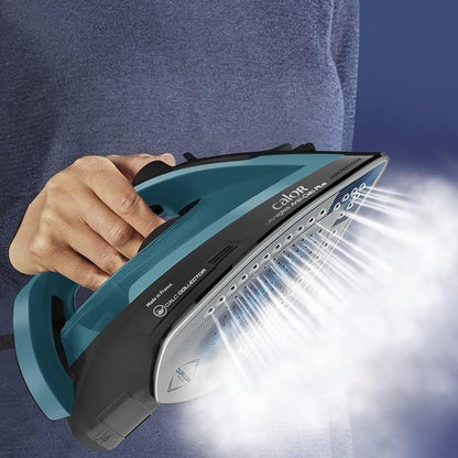 TEFAL UltraGliss Plus, Durilium AirGlide Soleplate Steam Iron FV6832M0