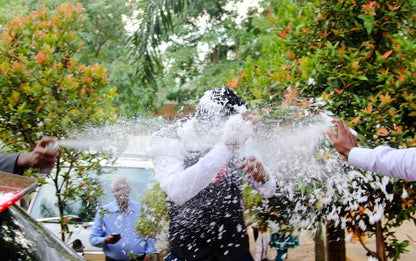 Party Snow Spray | Snow spray in Dar Tanzania