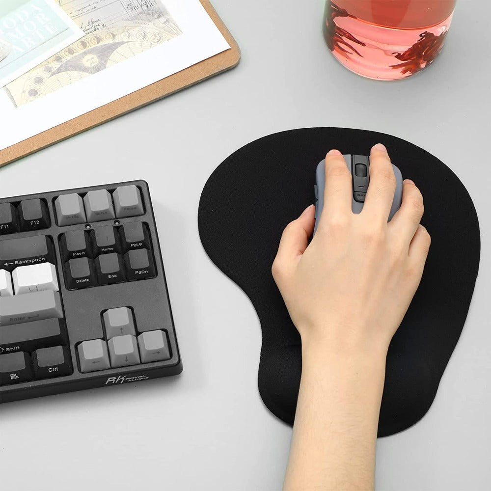 Black Mouse Pad With Wrist Rest | Mouse pads in Dar Tanzania